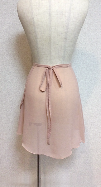 スタイリッシュライン-ミドル丈:後ろ